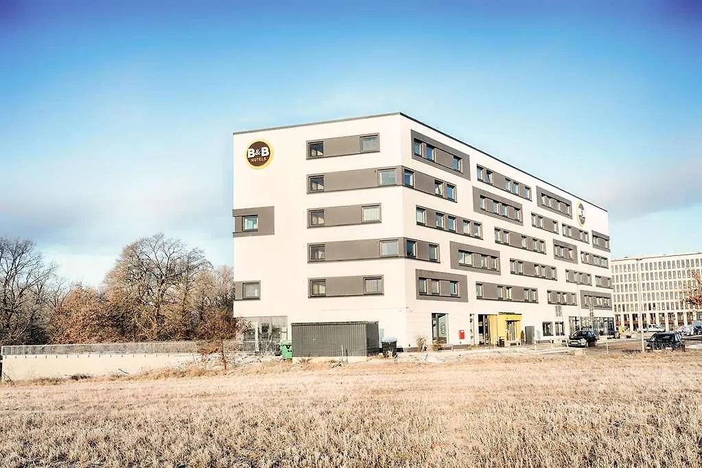 B&B Hotel Berlin-Airport  Berlino