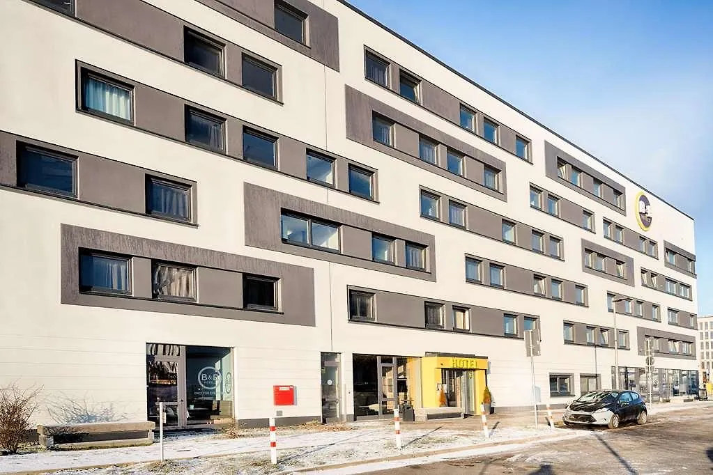 B&B Hotel Berlin-Airport Berlino